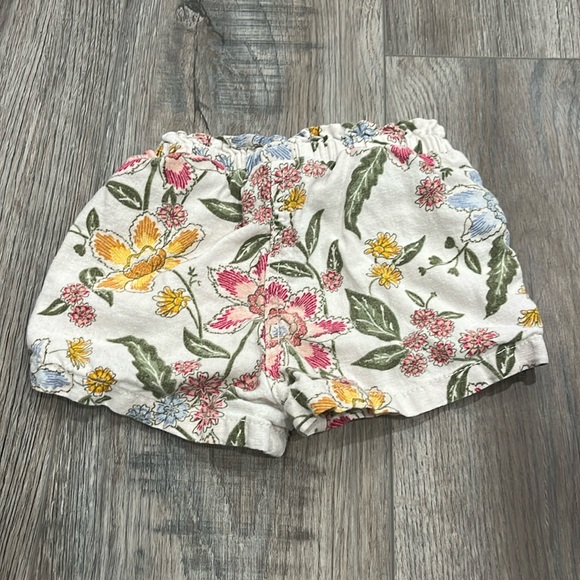 🦄 5/25 Baby Linen Shorts - Picture 4 of 5